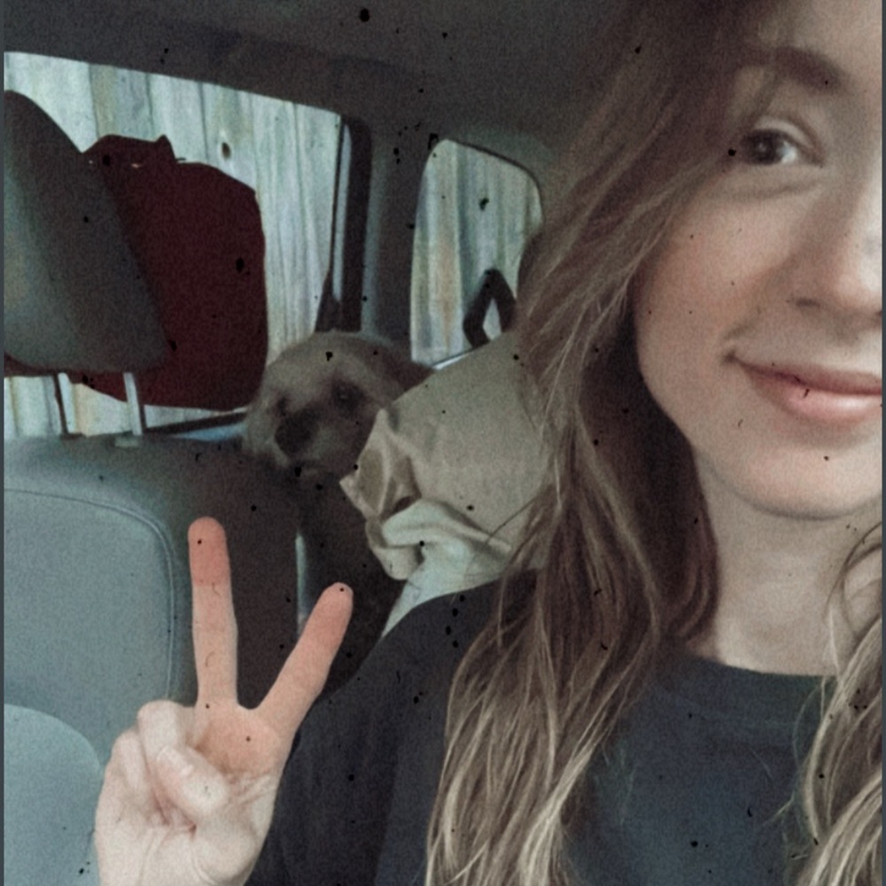 Meet your Posher, Megan